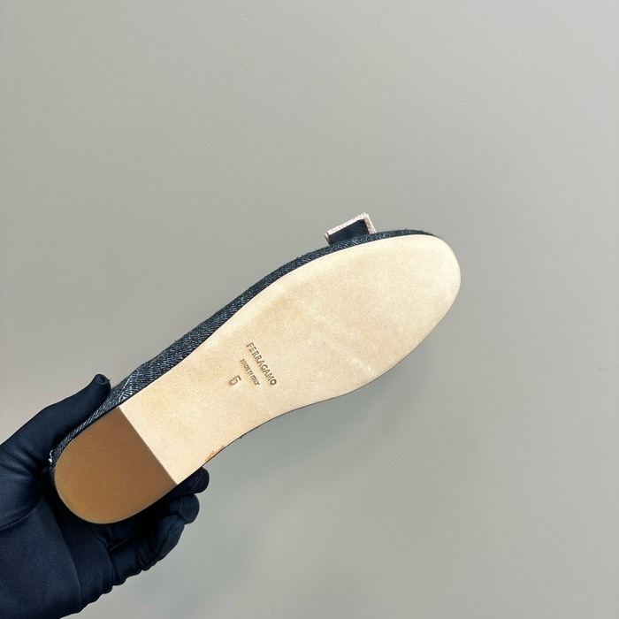 Ferragamo_Women_shoes_yupoo_Original_quality