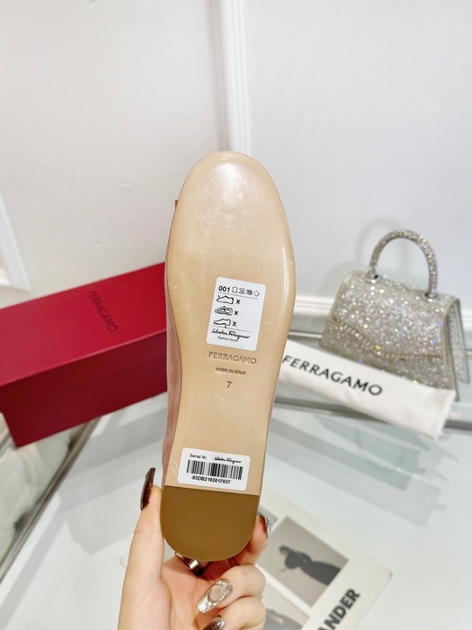Ferragamo_Women_shoes_yupoo_Original_quality