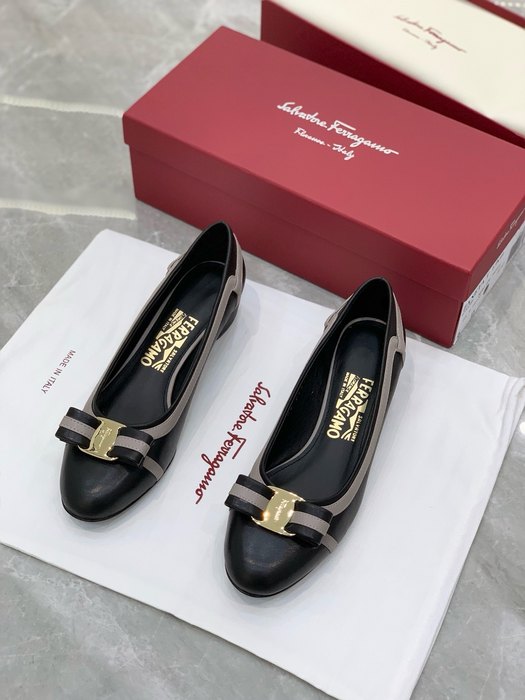 Ferragamo_Women_shoes_yupoo_Original_quality