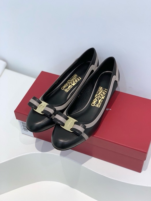 Ferragamo_Women_shoes_yupoo_Original_quality