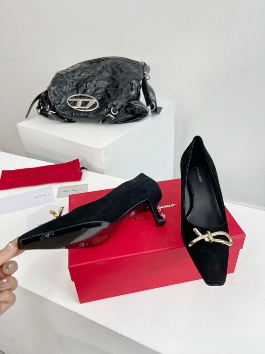 Ferragamo_Women_shoes_yupoo_Original_quality