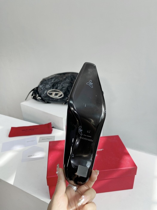 Ferragamo_Women_shoes_yupoo_Original_quality