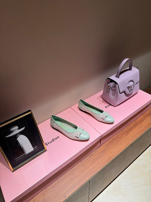 Ferragamo_Women_shoes_yupoo_Original_quality