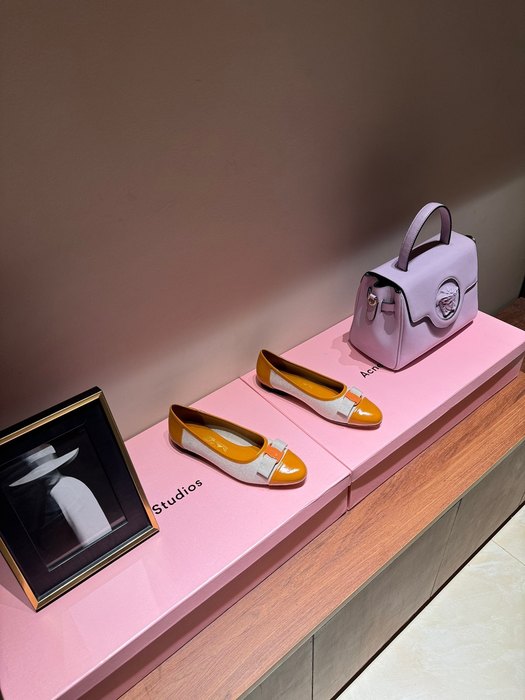 Ferragamo_Women_shoes_yupoo_Original_quality