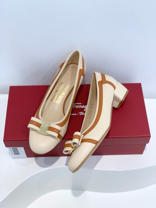 Ferragamo_Women_shoes_yupoo_Original_quality