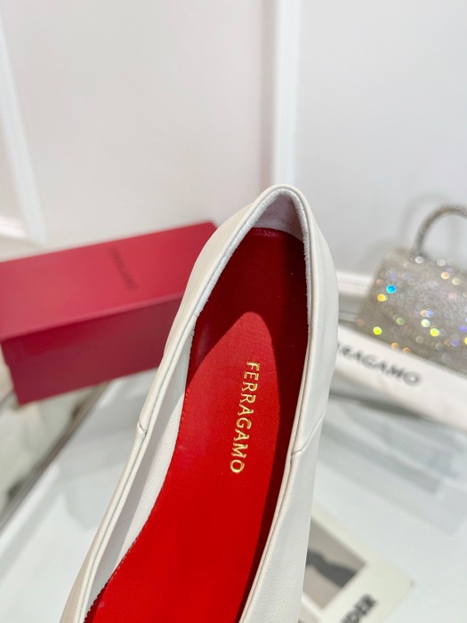 Ferragamo_Women_shoes_yupoo_Original_quality