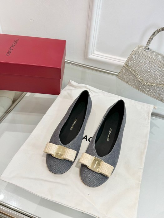 Ferragamo_Women_shoes_yupoo_Original_quality