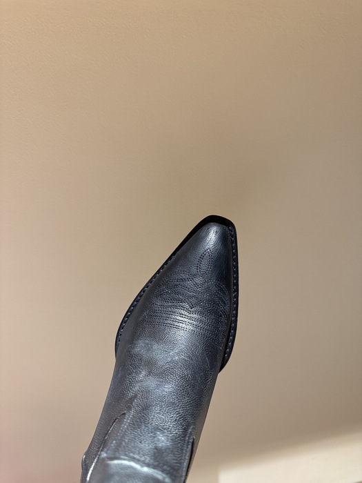 MiuMiu_women_shoes_yupoo_Original_quality