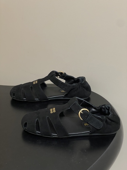 MiuMiu_women_shoes_yupoo_Original_quality