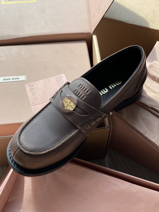 MiuMiu_women_shoes_yupoo_Original_quality