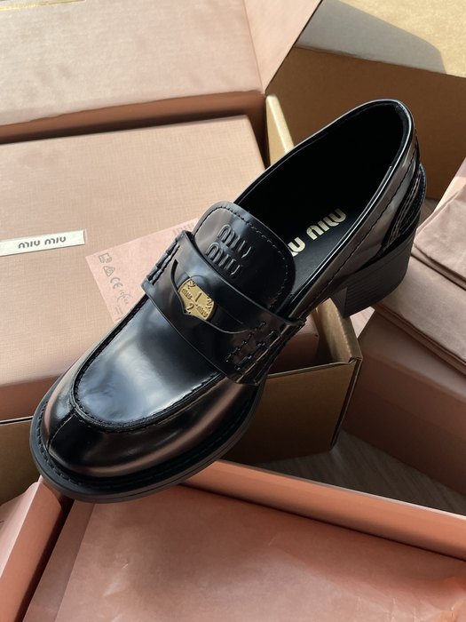 MiuMiu_women_shoes_yupoo_Original_quality