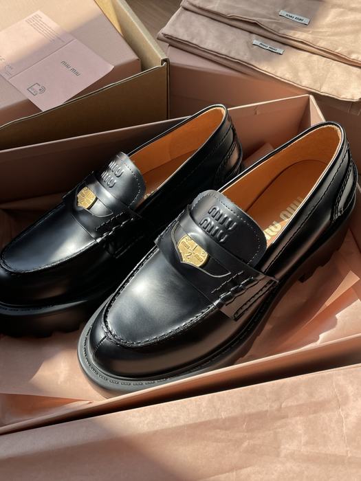 MiuMiu_women_shoes_yupoo_Original_quality