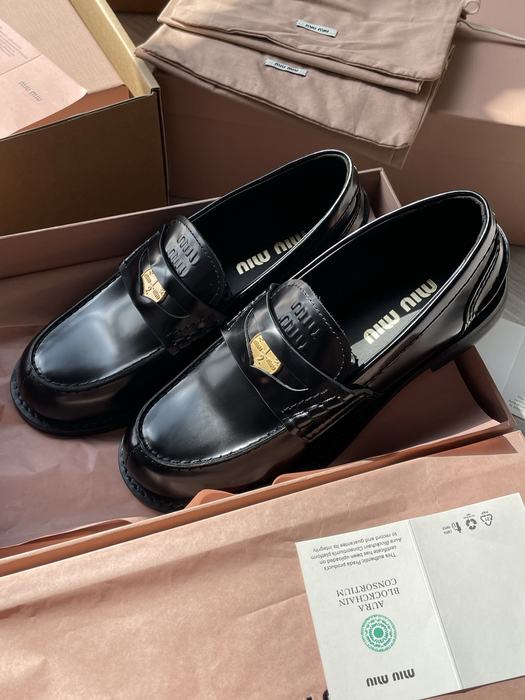 MiuMiu_women_shoes_yupoo_Original_quality