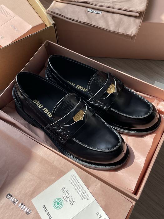 MiuMiu_women_shoes_yupoo_Original_quality