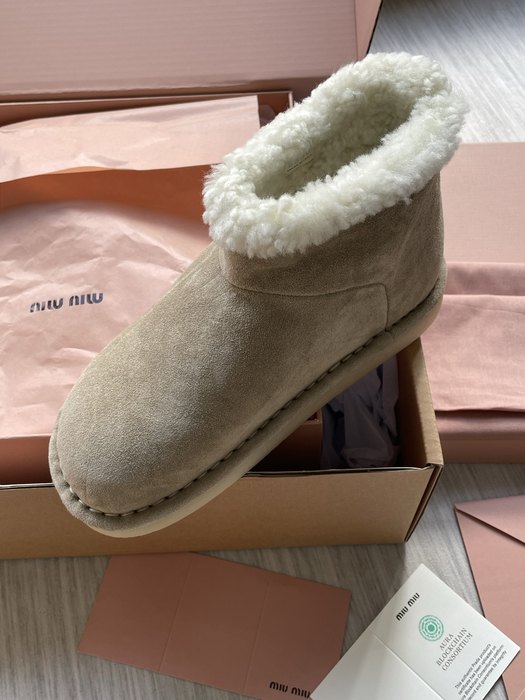 MiuMiu_women_shoes_yupoo_Original_quality