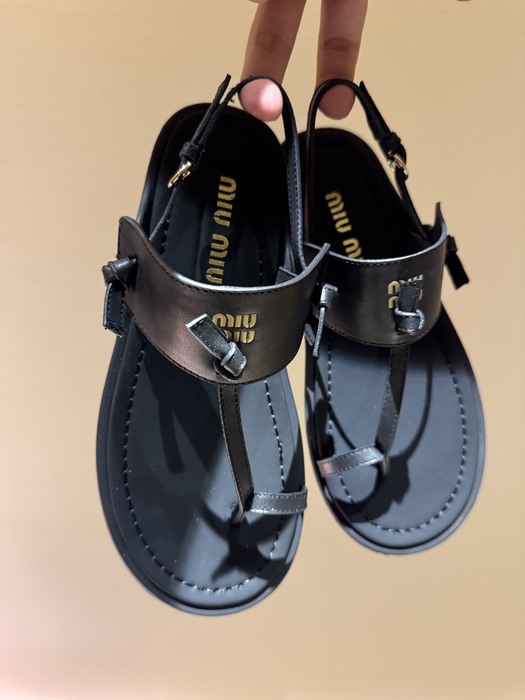 MiuMiu_women_shoes_yupoo_Original_quality