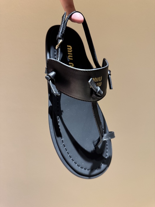 MiuMiu_women_shoes_yupoo_Original_quality