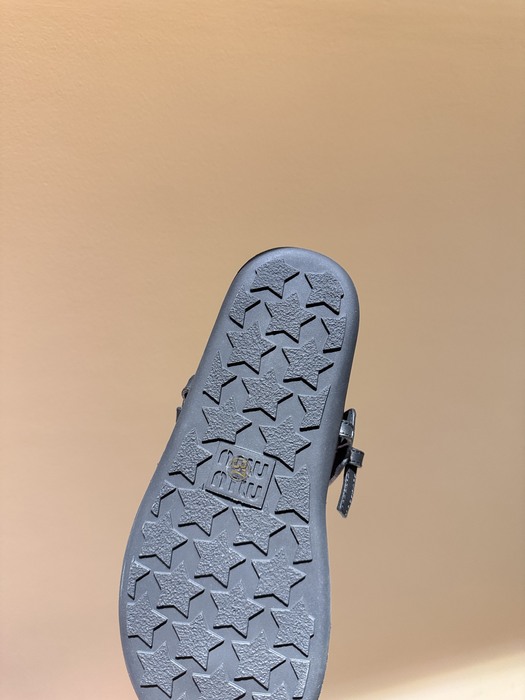 MiuMiu_women_shoes_yupoo_Original_quality