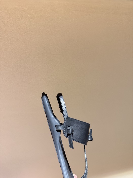 MiuMiu_women_shoes_yupoo_Original_quality