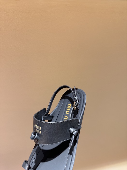 MiuMiu_women_shoes_yupoo_Original_quality