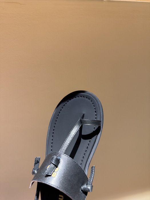 MiuMiu_women_shoes_yupoo_Original_quality