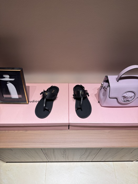 MiuMiu_women_shoes_yupoo_Original_quality