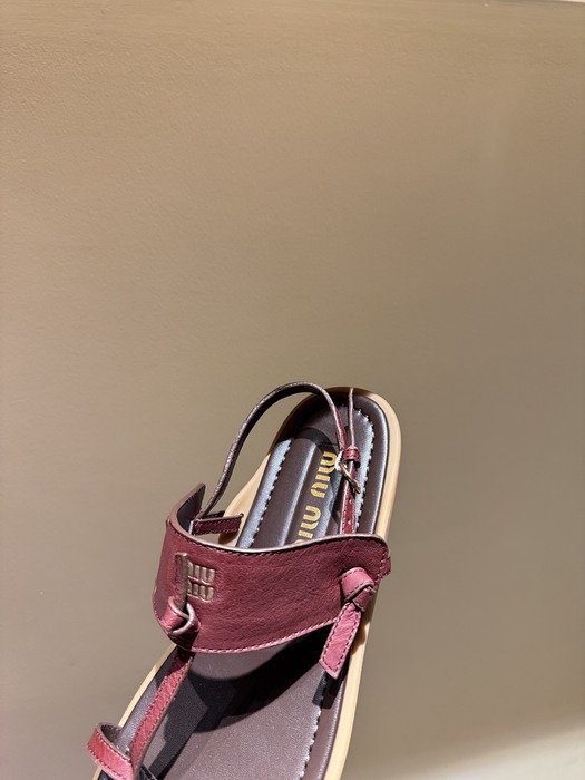 MiuMiu_women_shoes_yupoo_Original_quality