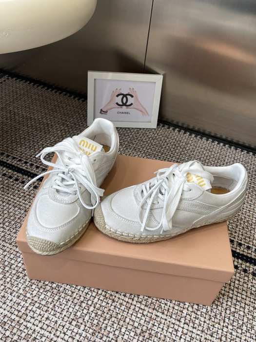 MiuMiu_women_shoes_yupoo_Original_quality