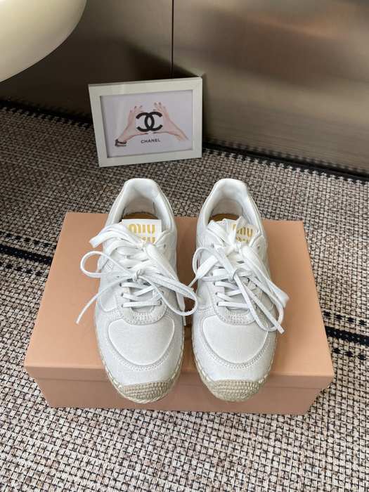 MiuMiu_women_shoes_yupoo_Original_quality