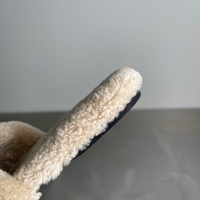 MiuMiu_women_shoes_yupoo_Original_quality