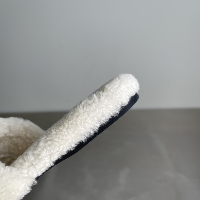 MiuMiu_women_shoes_yupoo_Original_quality