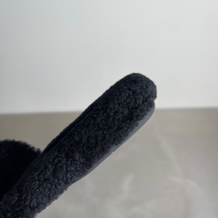 MiuMiu_women_shoes_yupoo_Original_quality