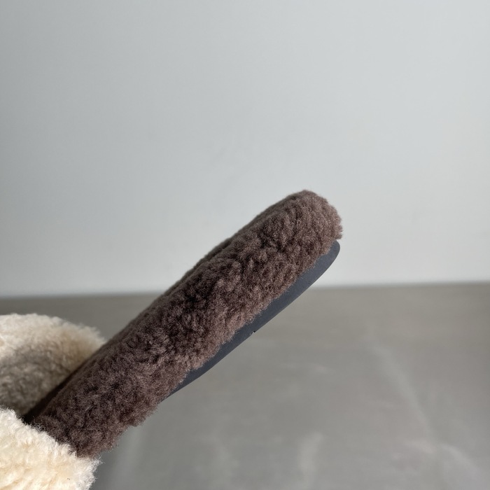 MiuMiu_women_shoes_yupoo_Original_quality