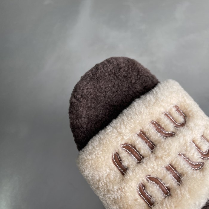 MiuMiu_women_shoes_yupoo_Original_quality