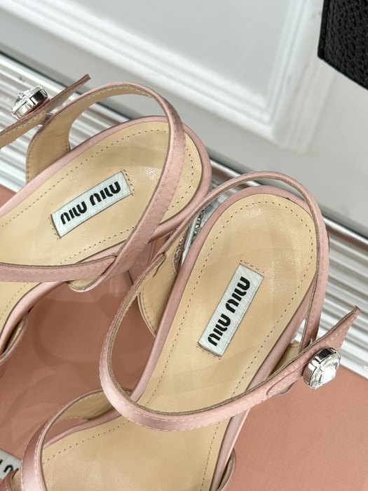 MiuMiu_women_shoes_yupoo_Original_quality