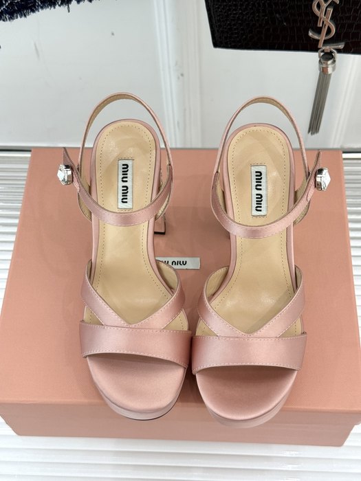 MiuMiu_women_shoes_yupoo_Original_quality