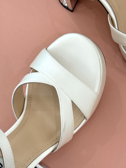 MiuMiu_women_shoes_yupoo_Original_quality