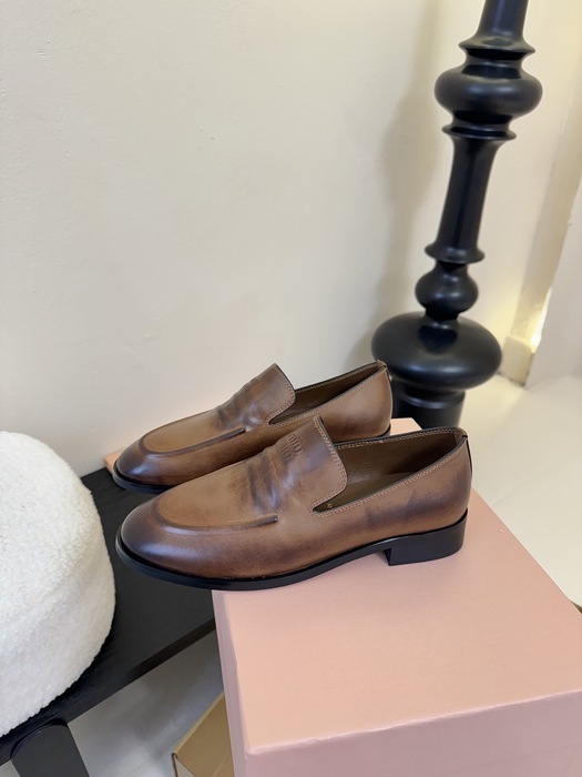 MiuMiu_women_shoes_yupoo_Original_quality