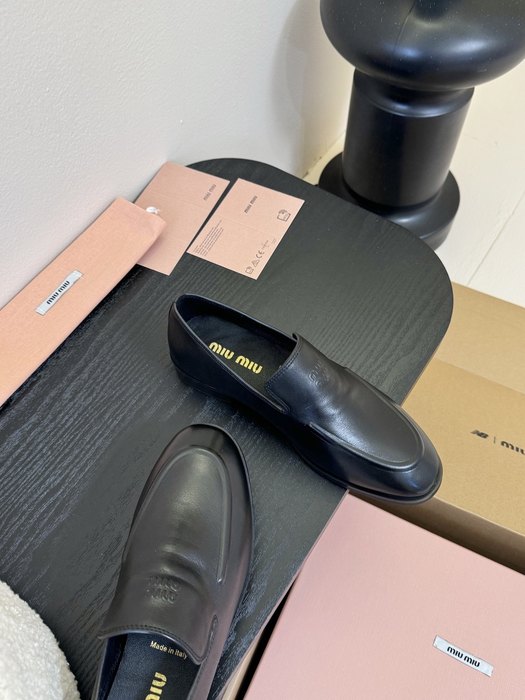 MiuMiu_women_shoes_yupoo_Original_quality