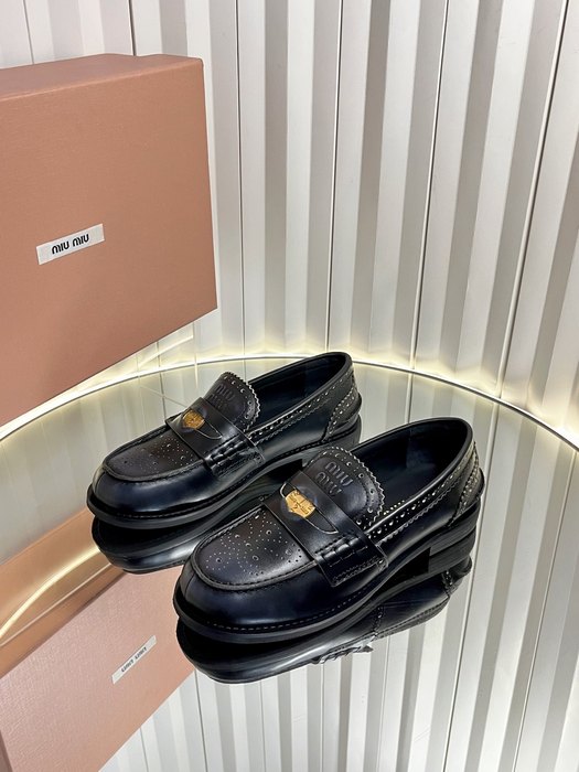 MiuMiu_women_shoes_yupoo_Original_quality