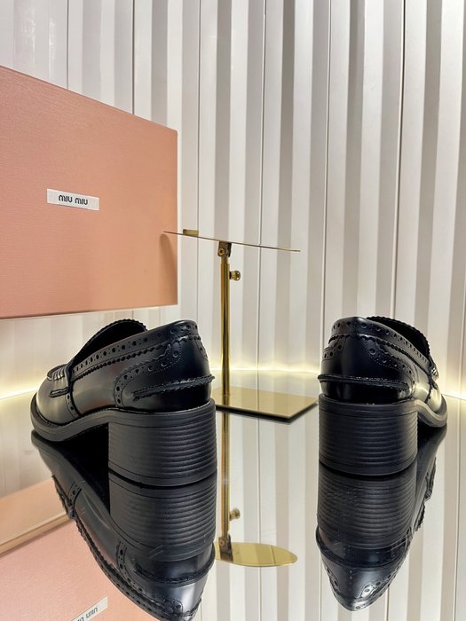 MiuMiu_women_shoes_yupoo_Original_quality