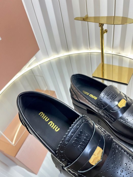 MiuMiu_women_shoes_yupoo_Original_quality