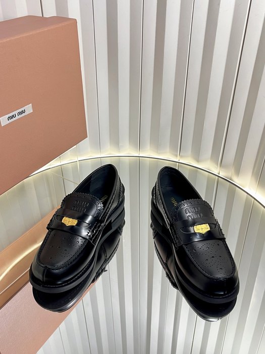 MiuMiu_women_shoes_yupoo_Original_quality