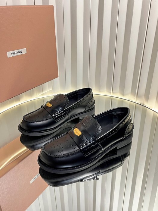 MiuMiu_women_shoes_yupoo_Original_quality