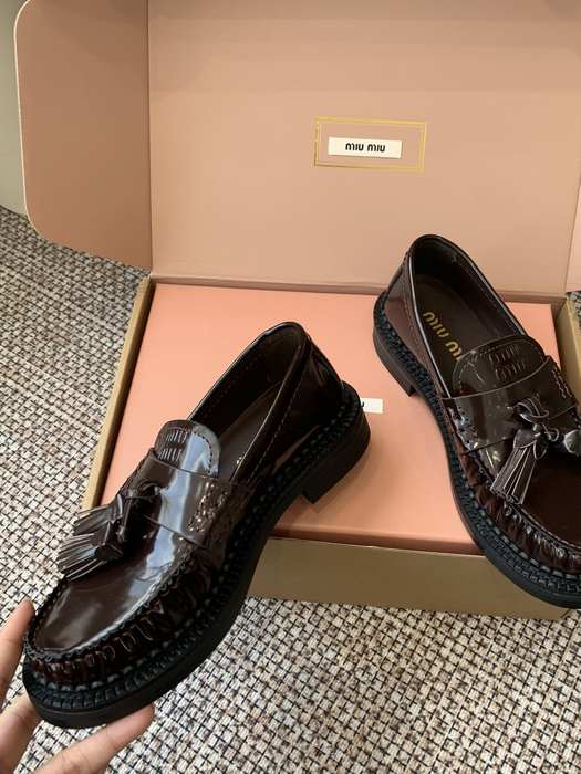 MiuMiu_women_shoes_yupoo_Original_quality