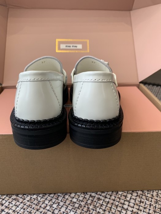 MiuMiu_women_shoes_yupoo_Original_quality