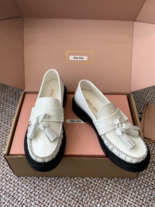 MiuMiu_women_shoes_yupoo_Original_quality