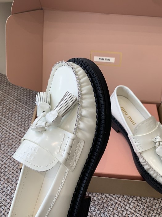 MiuMiu_women_shoes_yupoo_Original_quality