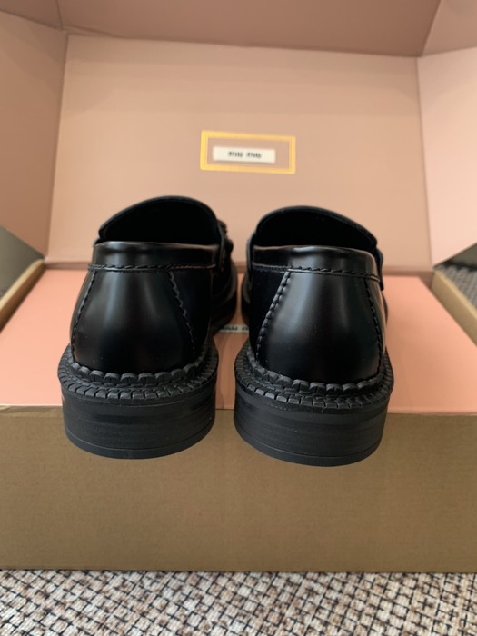 MiuMiu_women_shoes_yupoo_Original_quality