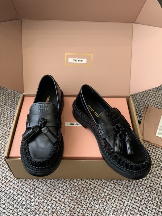 MiuMiu_women_shoes_yupoo_Original_quality